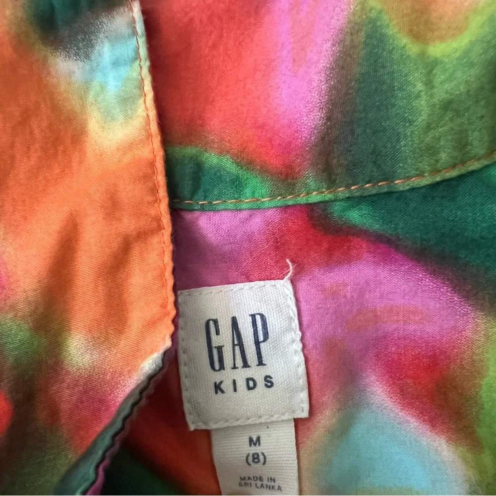 GAP Red and Green Button Down Shirt Vibrant Tropical Design - Picture 3 of 5